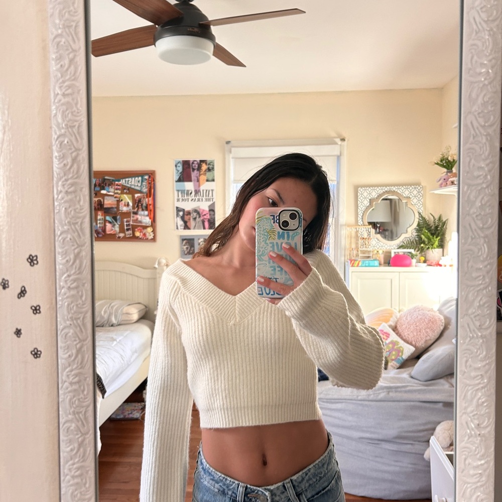 Cream, Cropped, V-Neck Sweater